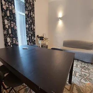 Landlord 242 - Station Appartamento